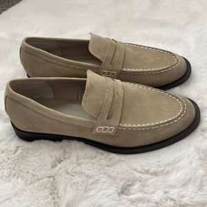 Zara Beige Suede Loafers